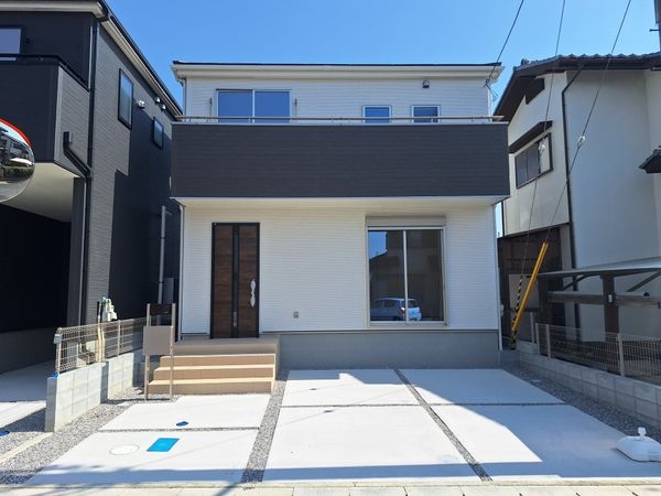 草津市新浜町　新築一戸建て　２期　２号棟