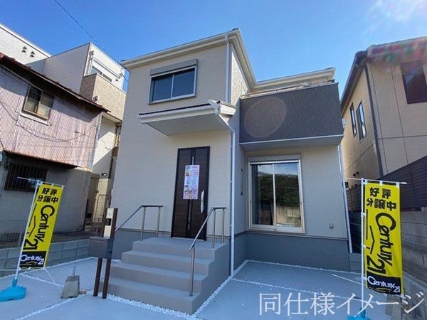 草津市新浜町　新築一戸建て　２期　２号棟