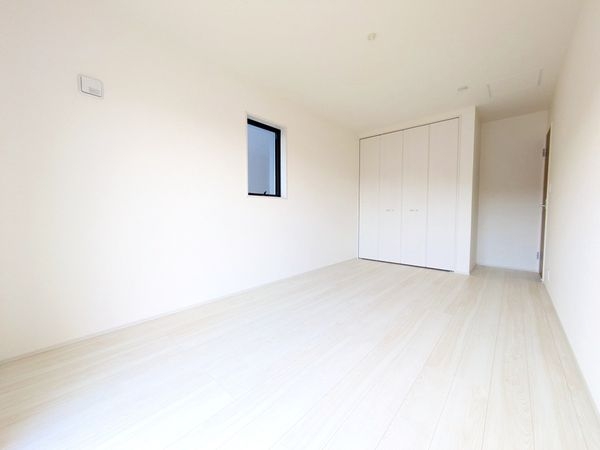 草津市新浜町　新築一戸建て　２期　１号棟