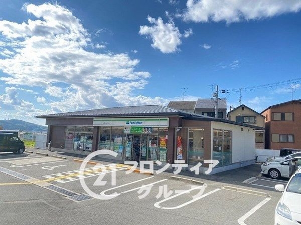 京都市山科区大塚元屋敷町の中古一戸建て(ファミリーマート京都山科大宅店)