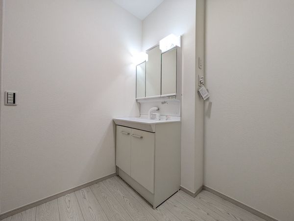 大津市中庄１丁目　新築一戸建て　１期　１号棟