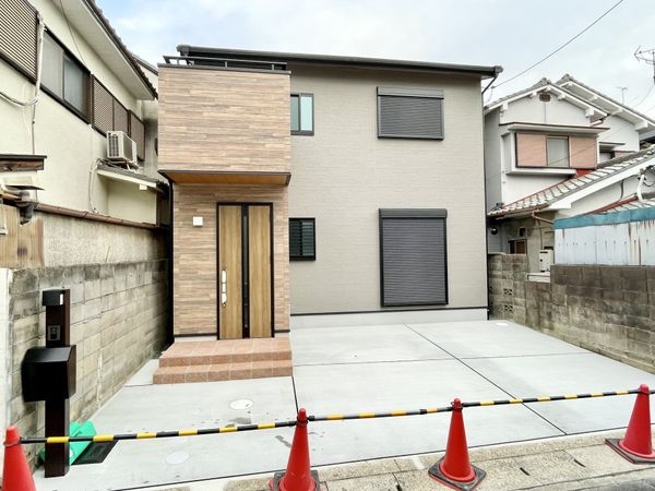 京都市山科区椥辻中在家町　新築一戸建て