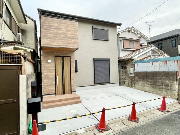 京都市山科区椥辻中在家町　新築一戸建て