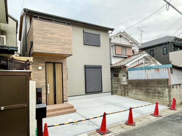 京都市山科区椥辻中在家町　新築一戸建て