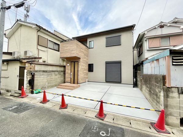 京都市山科区椥辻中在家町　新築一戸建て