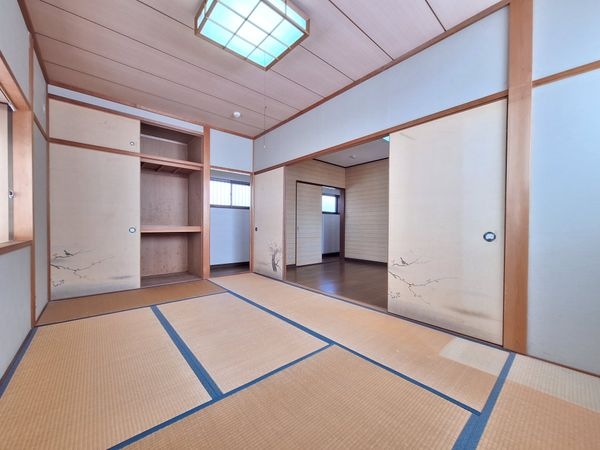 大津市石山寺２丁目の中古一戸建て
