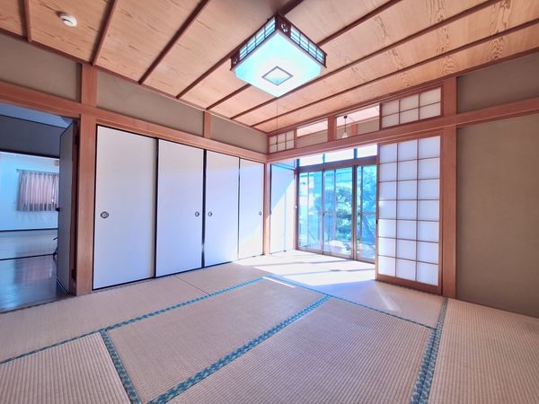 大津市石山寺２丁目の中古一戸建て