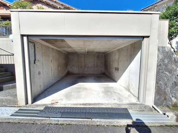 大津市石山寺２丁目の中古一戸建て