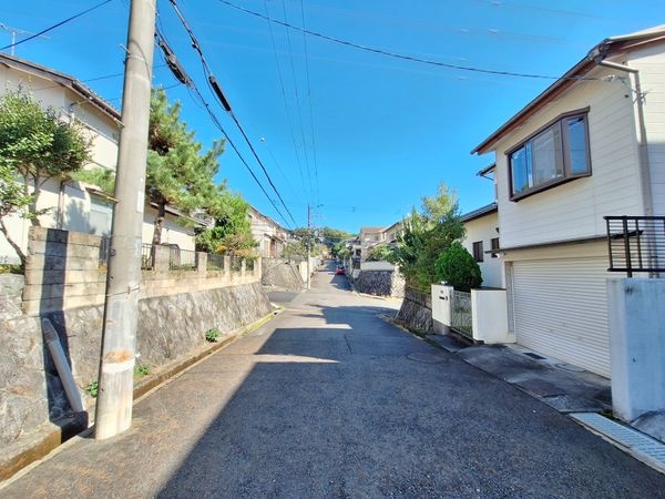 大津市石山寺２丁目の中古一戸建て