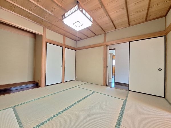 大津市石山寺２丁目の中古一戸建て