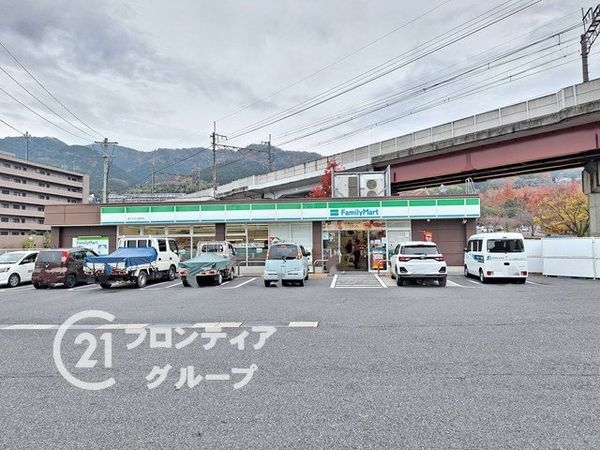大津市御陵町 新築一戸建て 第1 2号棟(ファミリーマート皇子が丘公園前店)