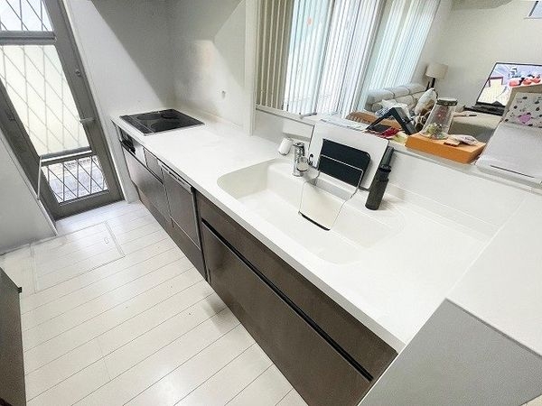 滋賀県草津市岡本町　中古一戸建て