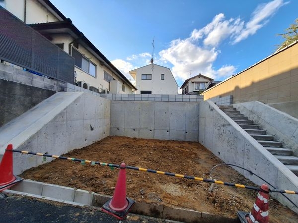 栗東市小野　新築一戸建て　１期　全１区画