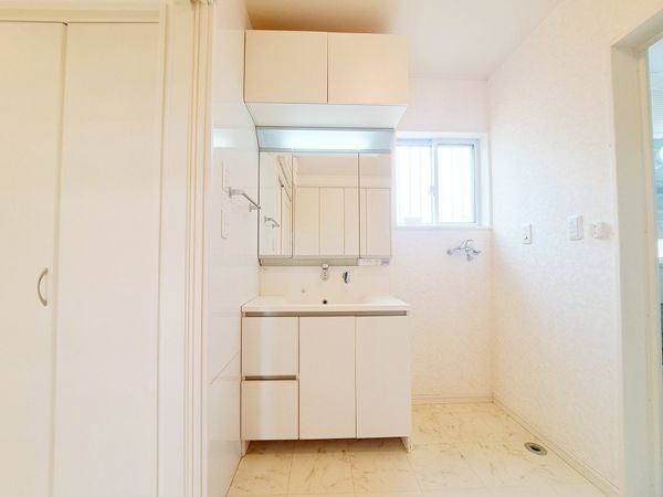 守山市川田町の中古一戸建て
