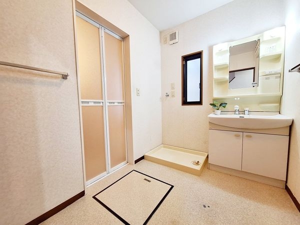 守山市播磨田町の中古一戸建て