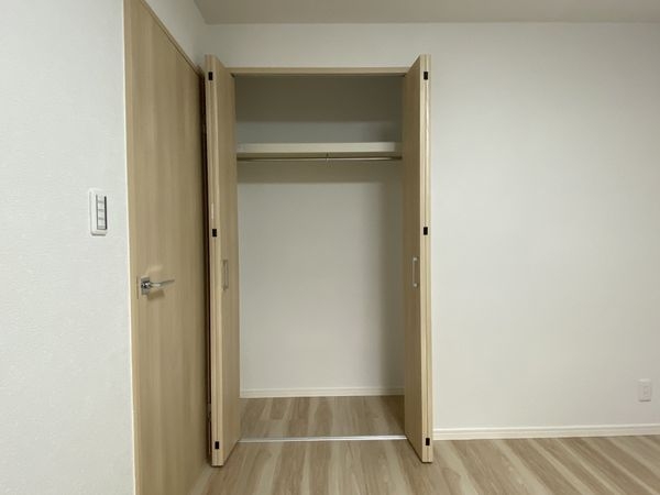 ディオ・フェルティ向日東　中古マンション