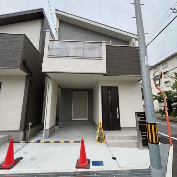 尼崎市東七松町１丁目の中古一戸建て
