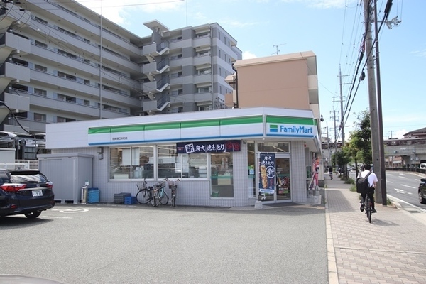 メイツ塚口レジアンス(ファミリーマート尼崎塚口本町店)