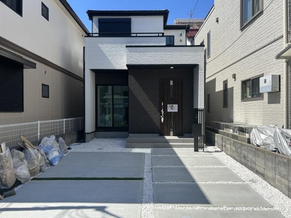 尼崎市稲葉荘１丁目の新築一戸建