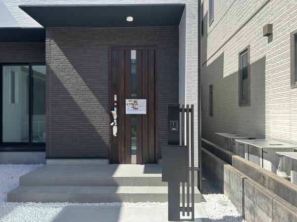 尼崎市稲葉荘１丁目の新築一戸建