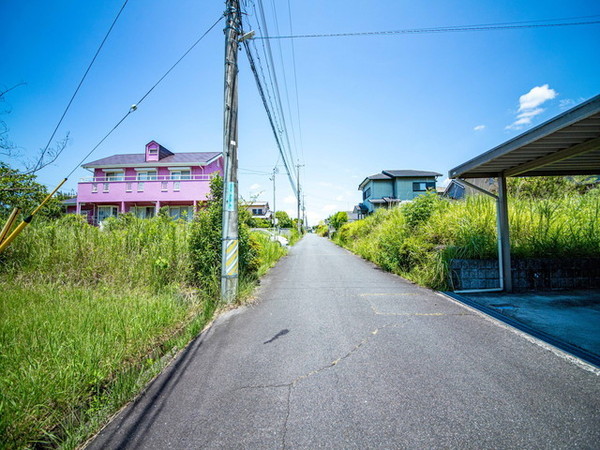 名張市すずらん台西３番町の土地