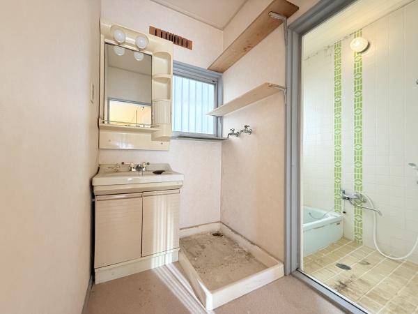 奈良市般若寺町の中古一戸建て(洗面台・洗面所)