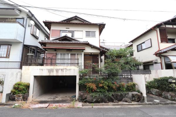 奈良市般若寺町の中古一戸建