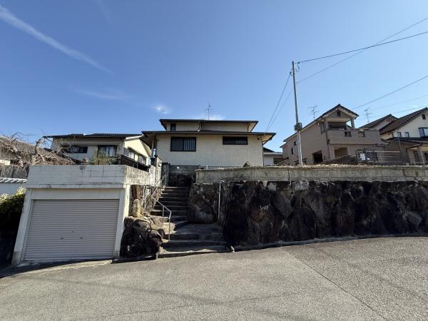 奈良市鳥見町２丁目の中古一戸建て