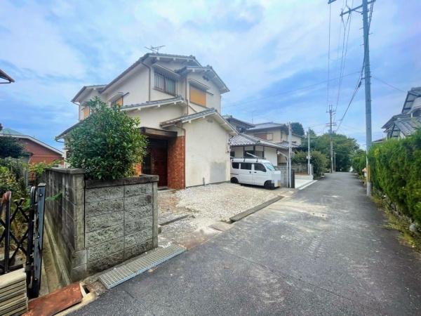 生駒市西松ケ丘の中古一戸建