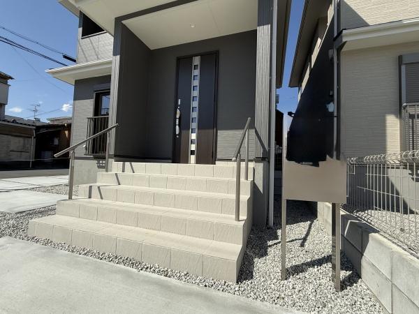 奈良市興善院町の新築一戸建