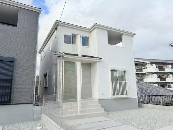 奈良市興善院町の新築一戸建