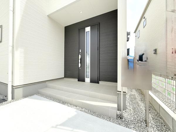 奈良市興善院町の新築一戸建