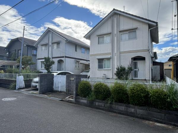 伊賀市桐ケ丘６丁目の中古一戸建て