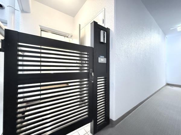 東急ドエルアルス高の原1号A棟　メゾネットタイプ