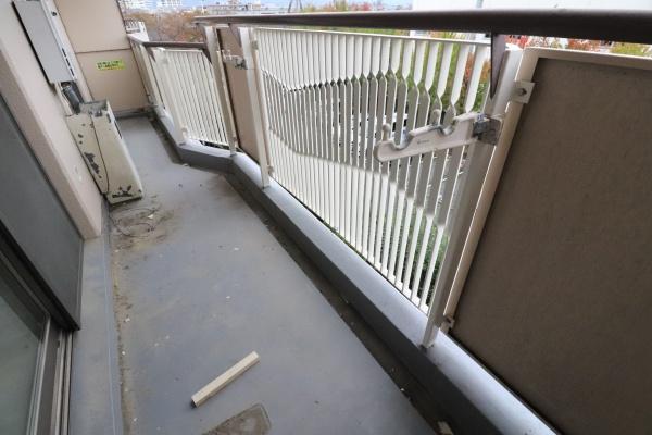 奈良県奈良市三条川西町　奈良三条町住宅　１号棟3階304
