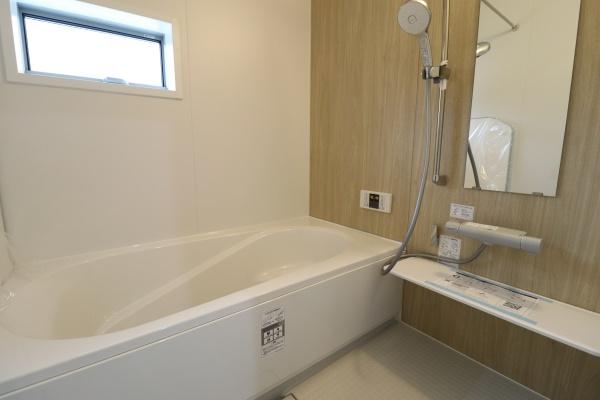 大和郡山市小泉町の新築一戸建
