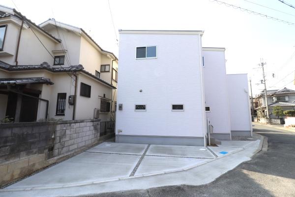 大和郡山市小泉町の新築一戸建