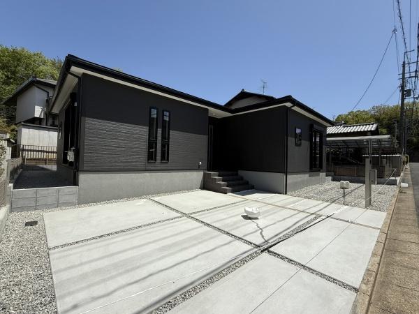 奈良市青山８丁目の新築一戸建