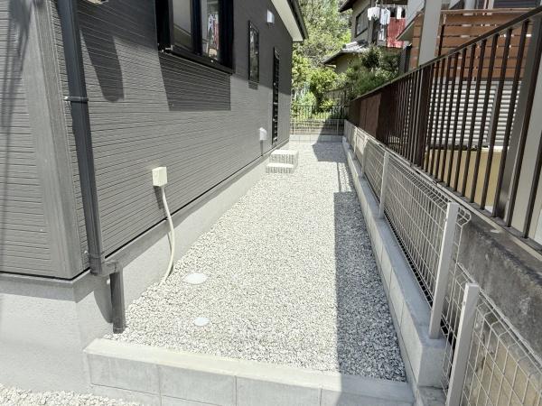 奈良市青山８丁目の新築一戸建