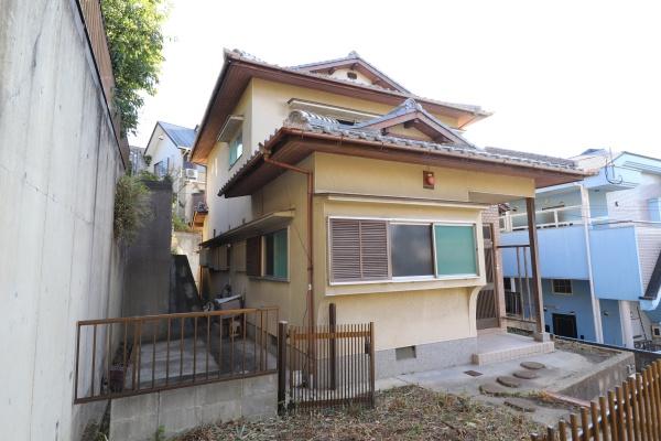 生駒市俵口町の中古一戸建