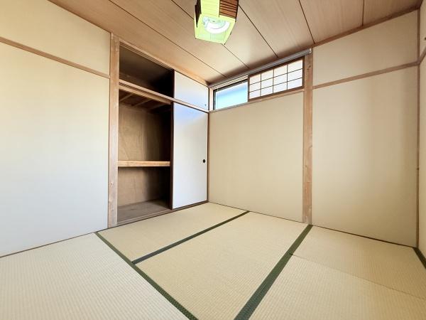 奈良市中登美ヶ丘１丁目の中古一戸建て