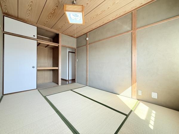 奈良市中登美ヶ丘１丁目の中古一戸建て