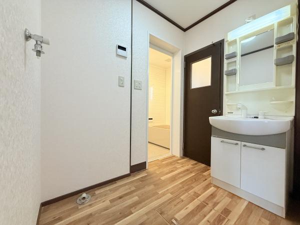 奈良市中登美ヶ丘１丁目の中古一戸建て