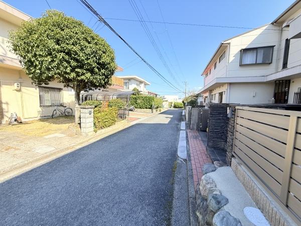 奈良市中登美ヶ丘１丁目の中古一戸建て