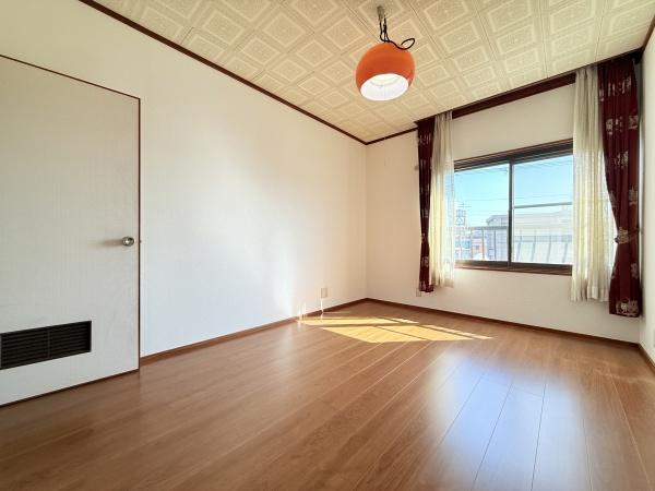 奈良市中登美ヶ丘１丁目の中古一戸建て