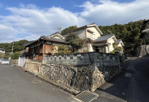 大津市大石中３丁目の中古一戸建