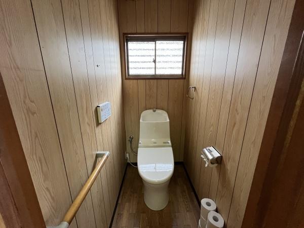 彦根市長曽根南町の中古一戸建て