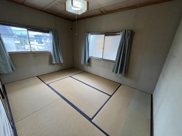 彦根市長曽根南町の中古一戸建て
