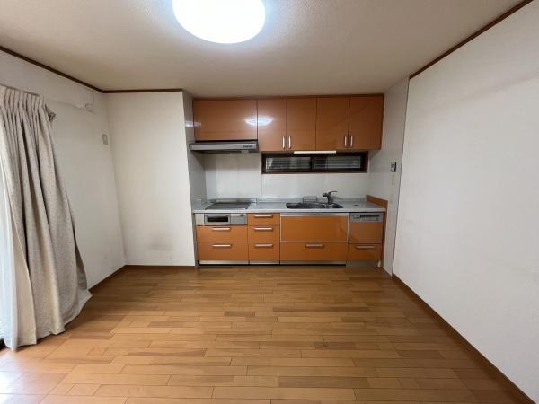 彦根市長曽根南町の中古一戸建て