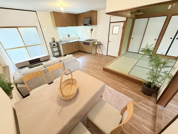 奈良市二名５丁目の中古一戸建て